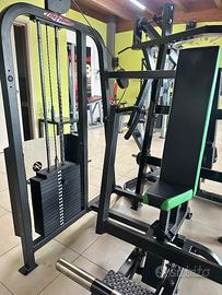 Chest press life fitness
