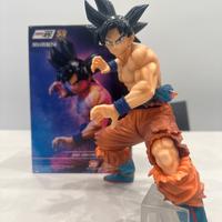 Action figure Dragonball in pvc.