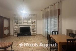 AMPIO E LUMINOSO APPARTAMENTO IN LECCE