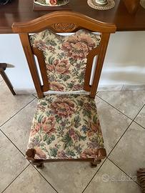 Sedia vintage in legno rivestita