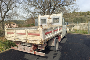 Iveco Daily ribaltabile trilaterale doppia cabina