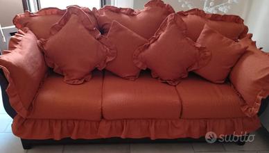 Divano in legno massello