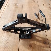 cric a pantografo sollevatore 