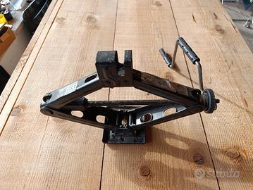 cric a pantografo sollevatore 