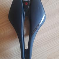 Sella KOCEVLO Carbon KP02