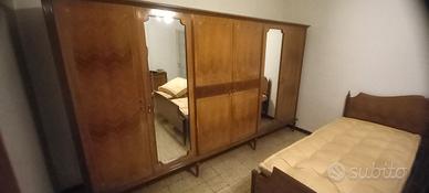 Camera vintage anni 50 legno con intarsi