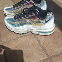 Nike Air Max 95 olografico – Edizione Limitata
