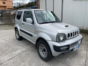 Suzuki Jimny 1.5 DDiS cat 4WD GANCIO TRAINO TAGLIA