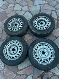 Gomme e cerchi merceds vito