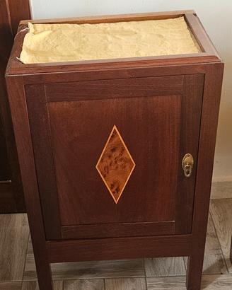 comodini anni '30