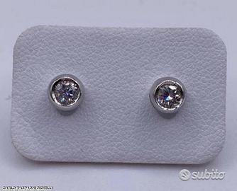 ORECCHINI PUNTO LUCE ORO 18kt. DIAMANTI NATURALI