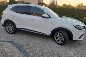 MG EHS plug in Hybrid EXCLUSIVE 