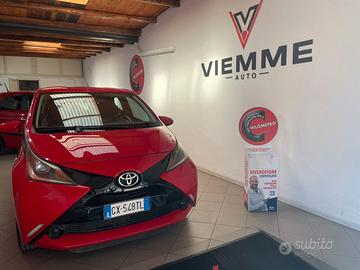 Toyota Aygo 1.0 VVT-i 69 CV 5 porte x-wave