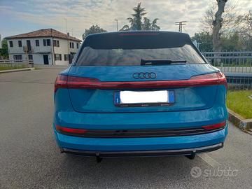 Audi Q8 E-Tron S quattro
