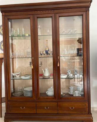 VETRINA CLASSICA – PERFETTE CONDIZIONI
