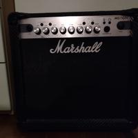 Amplificatore Marshall MG15CFX