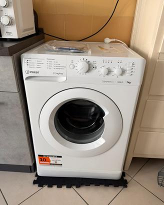 Lavatrice Indesit 7 kg 1200 giri Classe A