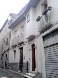 Casa indipendente cielo-terra