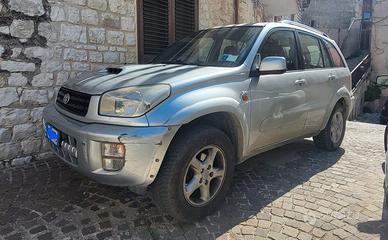 TOYOTA RAV4