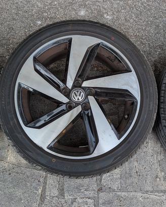 4 Cerchi originali VW Milton Keynes 17" + Gomme