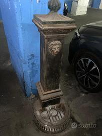 Fontana da giardino in ghisa con Leone