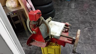 Affettatrice d'epoca manuale