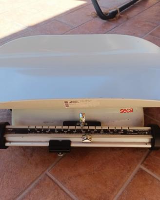 Bilancia meccanica piediatrica SECA neonati