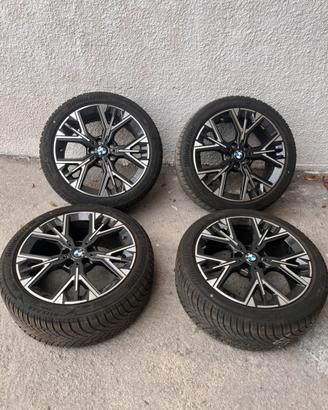 Kit Gomme Invernali + Cerchi 18" BMW