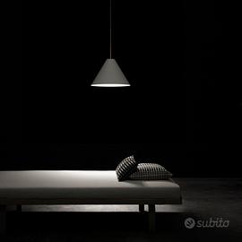 Lampada Davide groppi sotto sopra