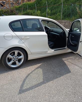 BMW 116d  e87 sport 2011