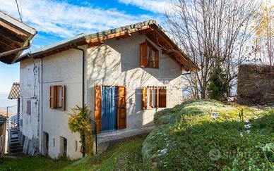 CASA INDIPENDENTE CON GIARDINO