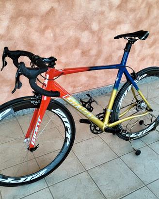 Bicicletta Giant Advanced Pro 5.9 