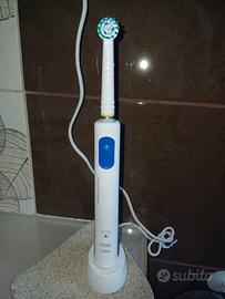 spazzolino elettrico Braun Oral B