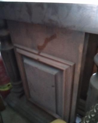 Tavolo in legno massello