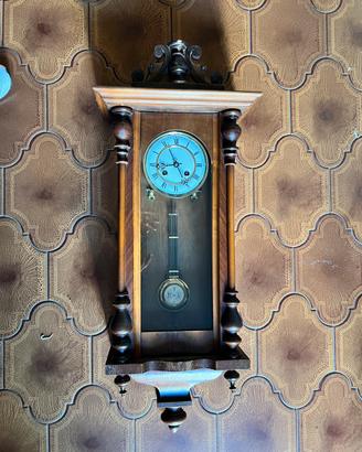 Orologio a Pendolo antico