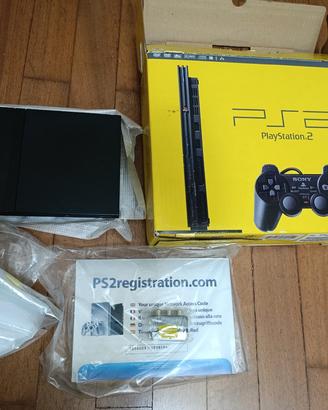 Play Station completa di giochi e accessori.