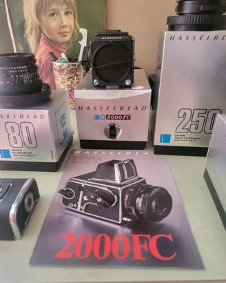 Hasselblad FC 2000 obiettivi  CF 80-120-250 