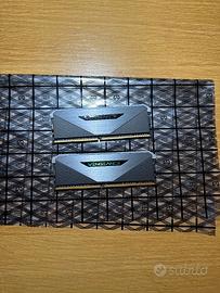Corsair Vengeance RGB RT 32GB (2x16GB) DDR4 4000MT