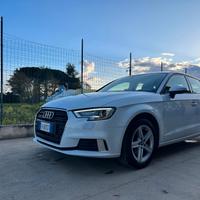 Audi A3 SPB 30 g-tron S tronic IN RIENTRO