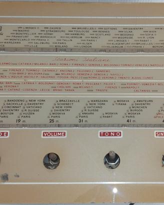 Telaio con scala parlante in vetro e valvole