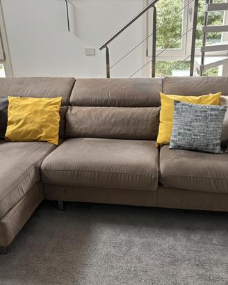 Divano letto di poltrone sofà colore tortora