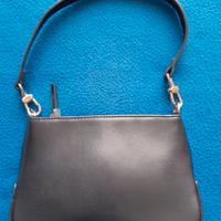 Luana pochette blu scuro nuova mai usata