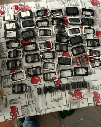 Prese pulsanti mascherine