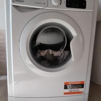 Lavatrice Indesit 8kg 1200 giri.