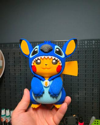 Pikachu x Stitch: Statuetta da Collezione Stampata