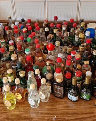 collezione bottigliette mignon