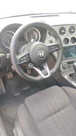 Volante alfaromeo Giulia / STELVIO