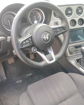 Volante alfaromeo Giulia / STELVIO