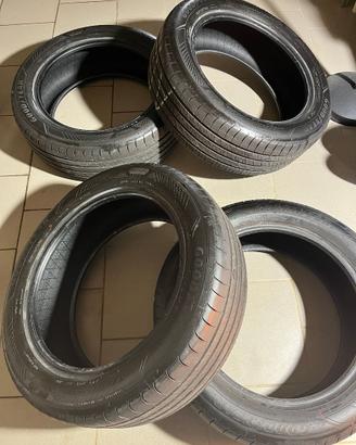 GOODYEAR EfficientGrip 215/55 R18 nuove anno 2025