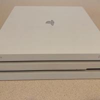 Playstation 4 PRO Glacier White 1Tb + 2 Controller